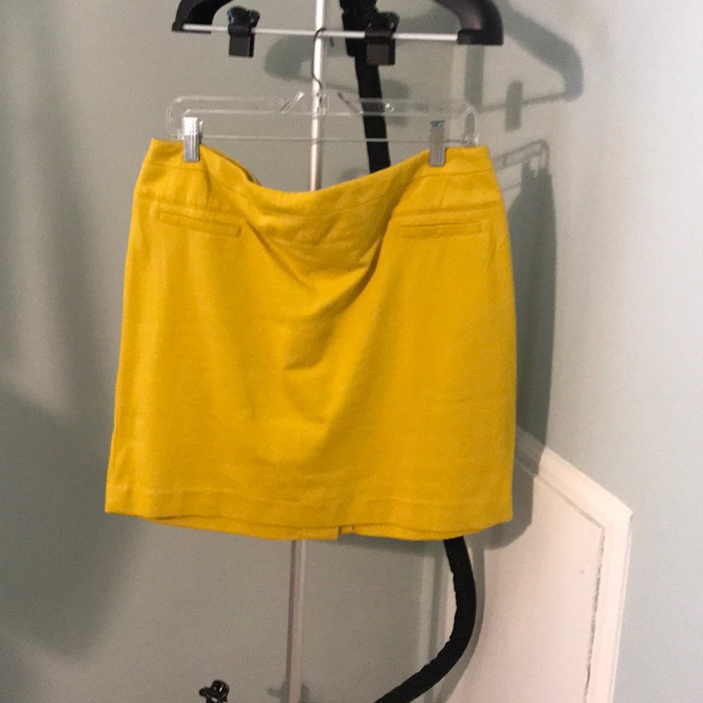 Mustard skirt